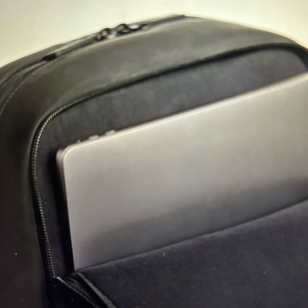 Backpack - Picture 5 of 7